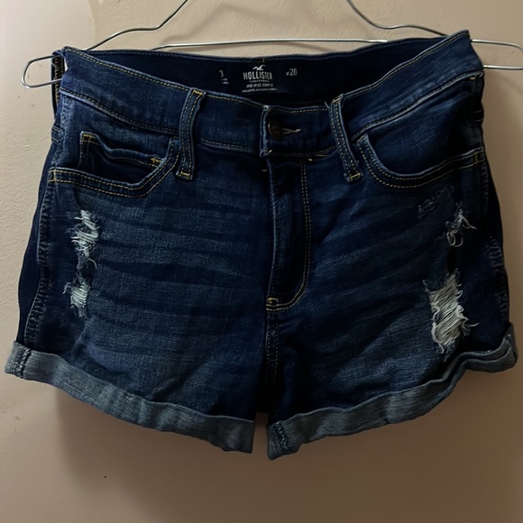 Hollister woman’s Jean shorts size 3 W26 - Picture 3 of 4